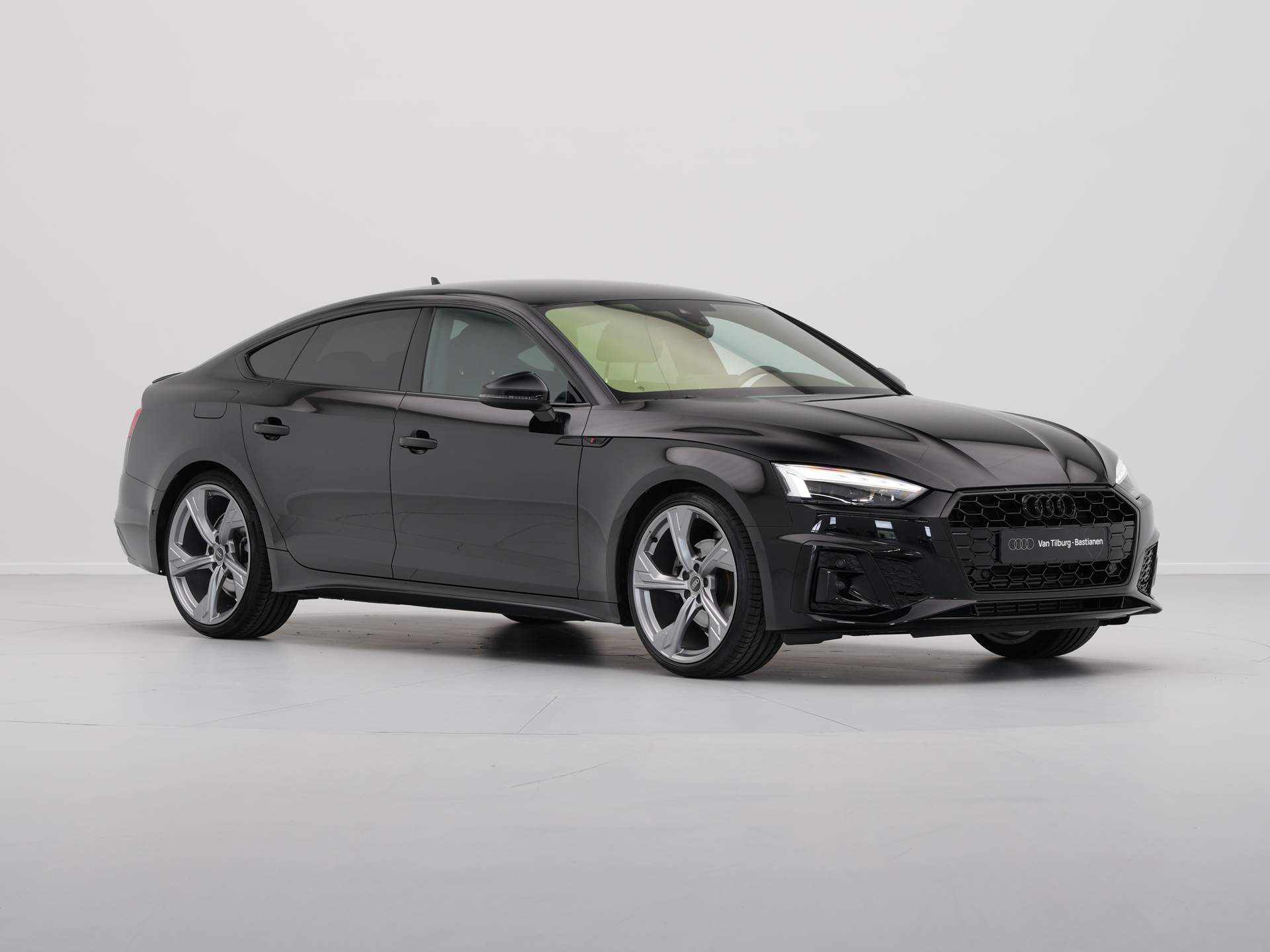 Audi - A5 Sportback 35 TFSI 110 kW/150 pk S line edition Competition - 2023