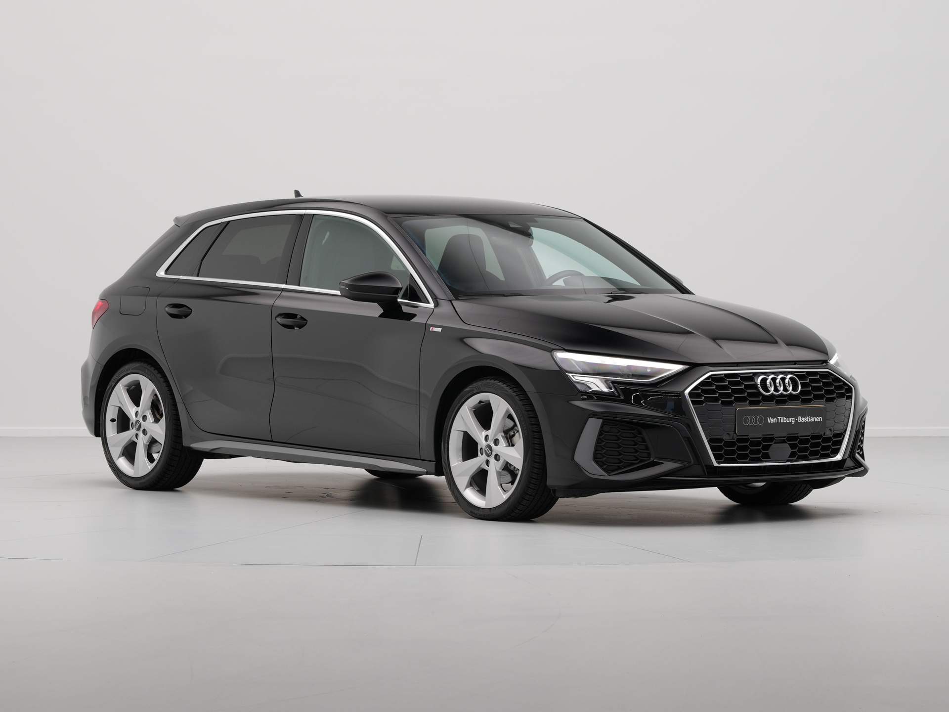 Audi - A3 Sportback 30 TFSI S-Line edition - 2023