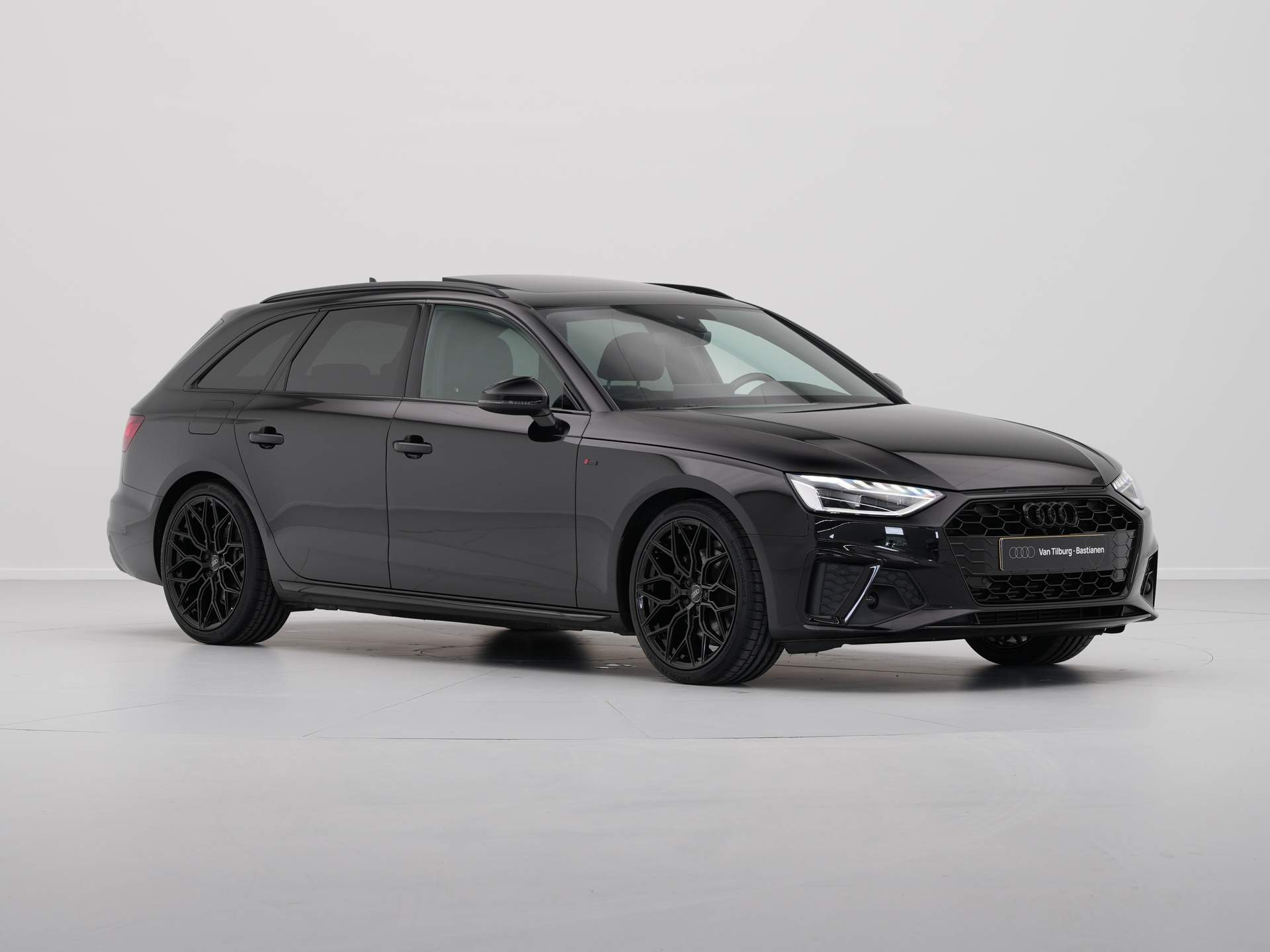 Audi - A4 Avant 35 TFSI 150pk S-Line edition Competition - 2023