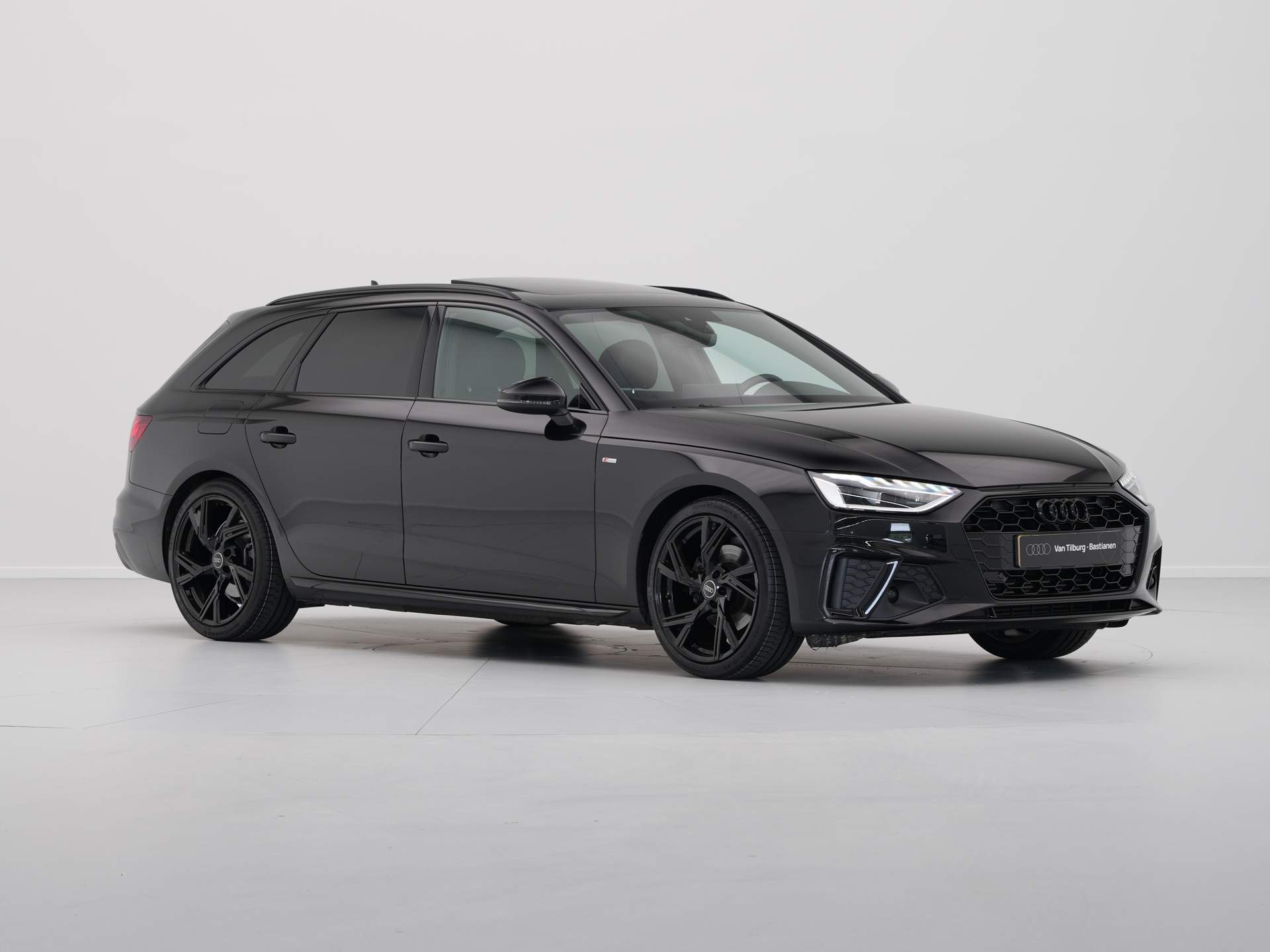 Audi - A4 Avant 35 TFSI 150pk S-Line edition Competition - 2023