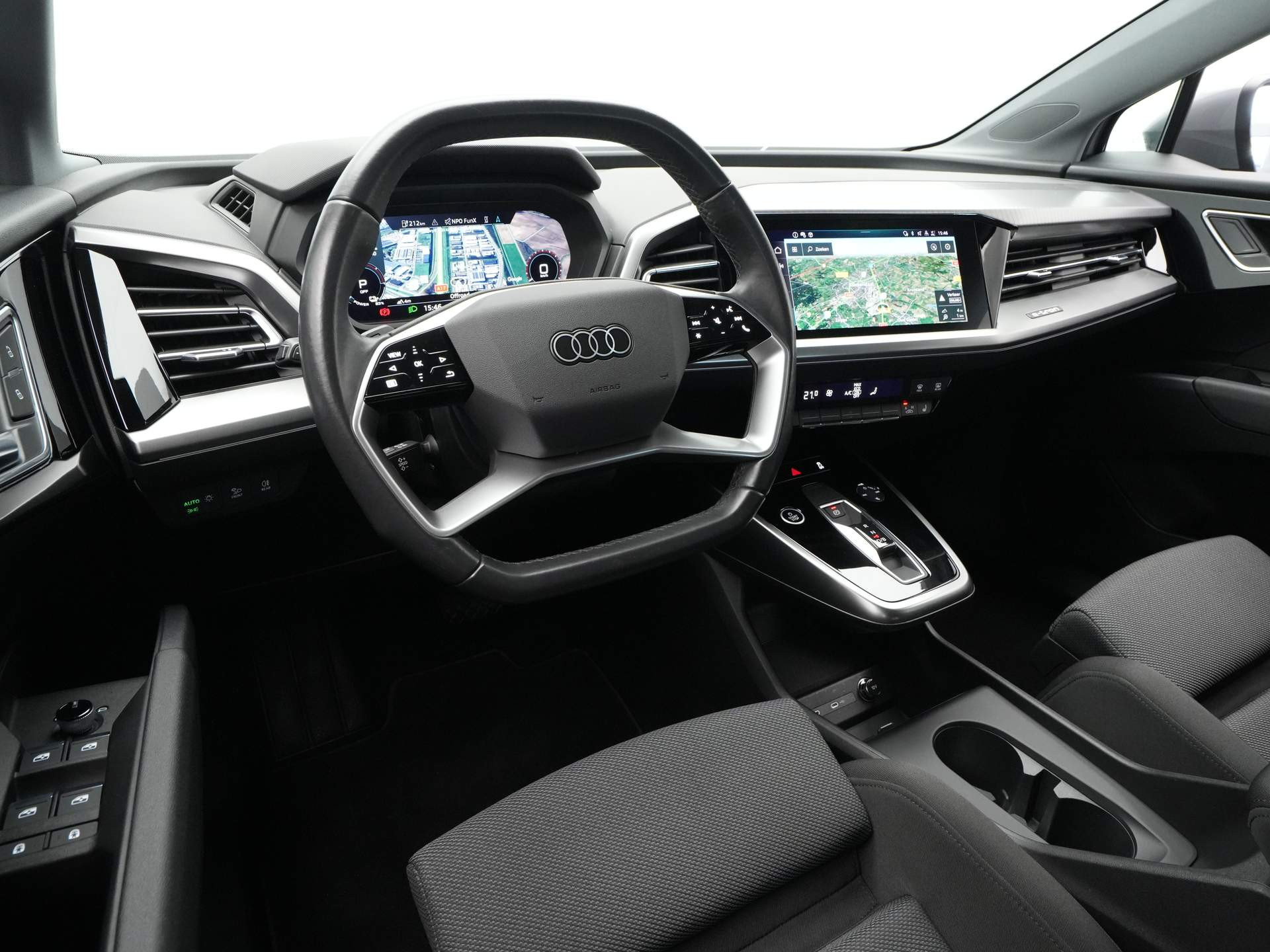 Audi - Q4 e-tron 35 Launch edition Advanced 55 kWh - 2021