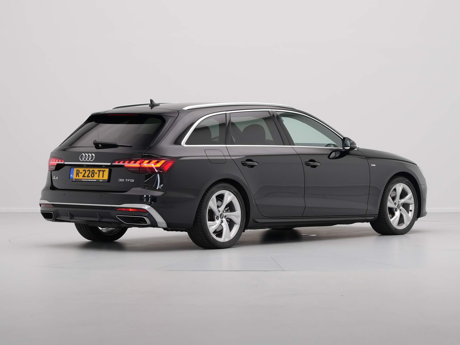 Audi - A4 Avant 35 TFSI S-Line edition - 2022