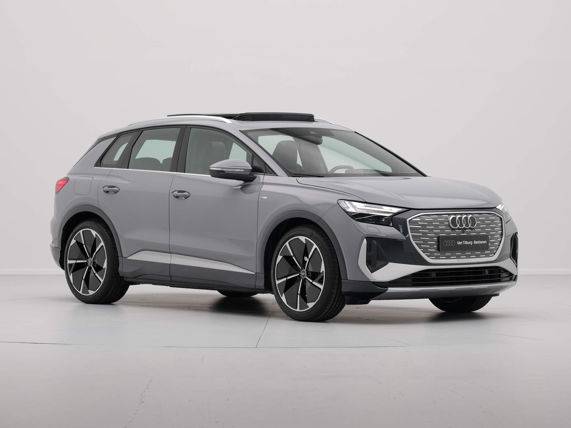 Audi - Q4 e-tron 35 125 kW/170 pk Edition 55 kWh - 2021