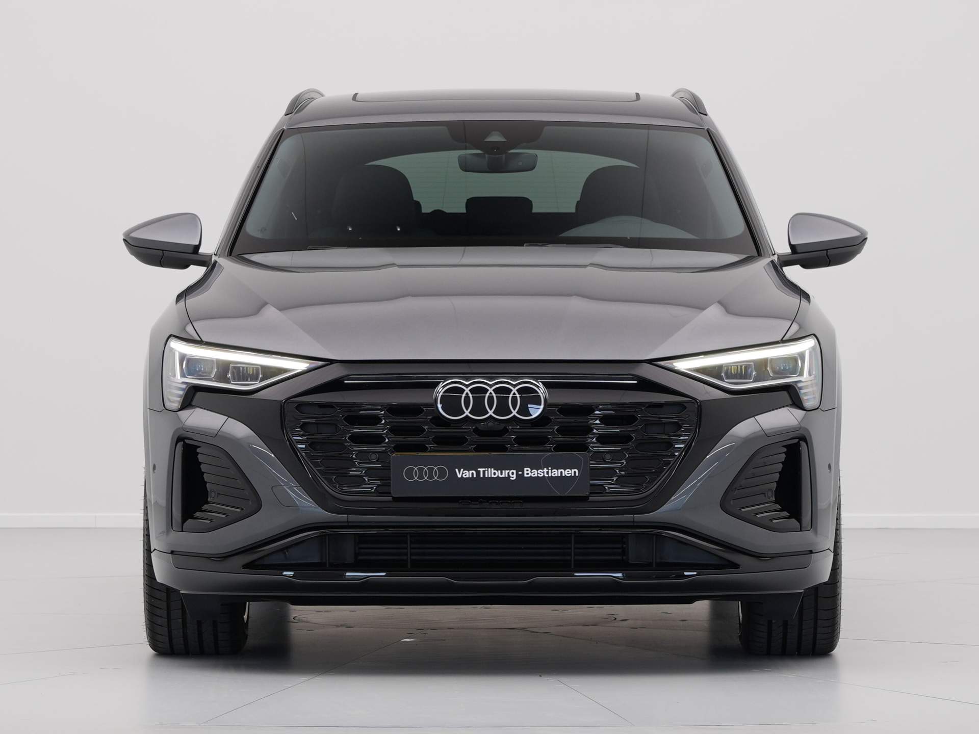 Audi - Q8 e-tron 55 quattro S-Line Edition Competition 115 kWh - 2024