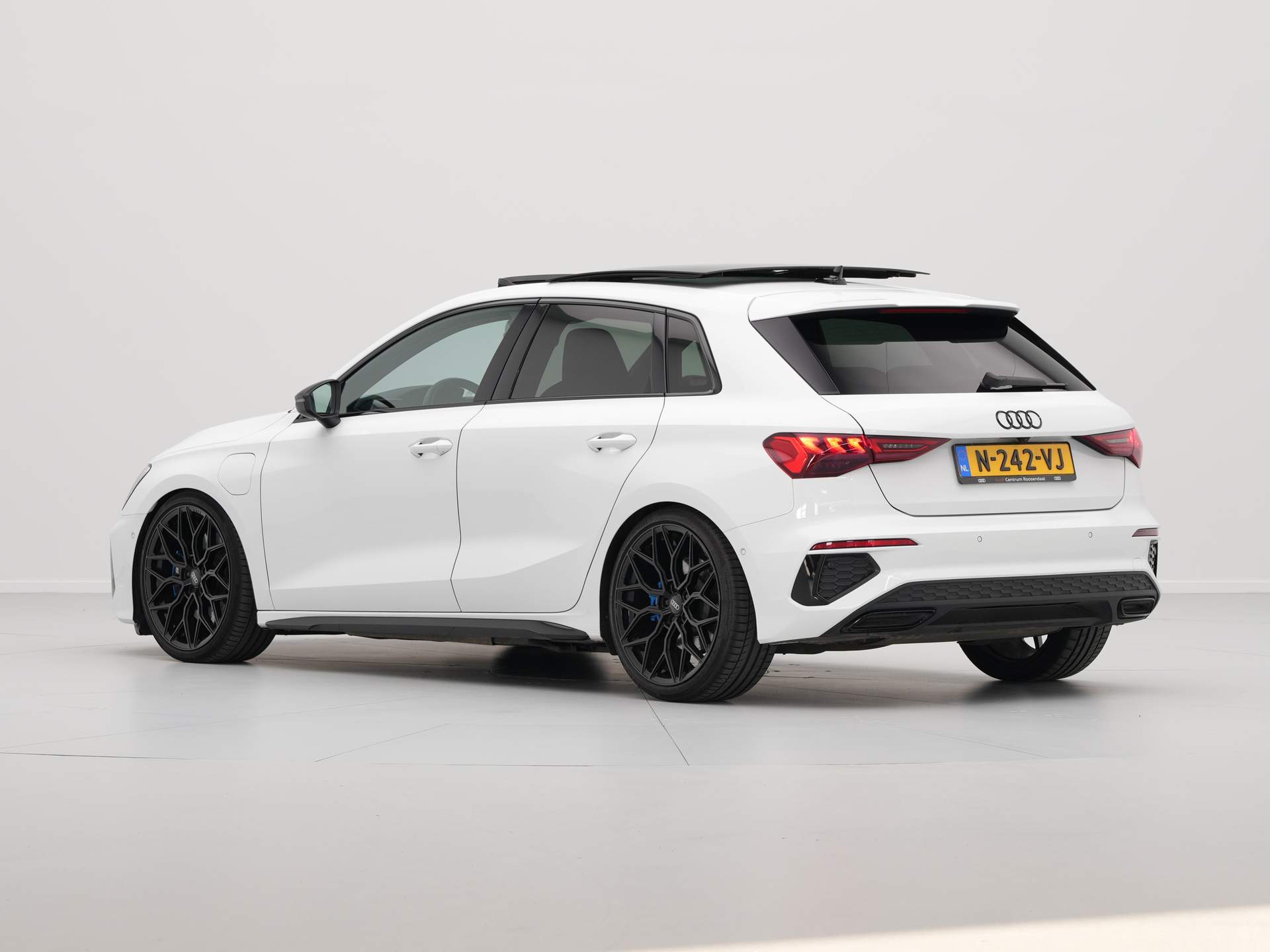 Audi - A3 Sportback 45 TFSI e S edition Competition - 2021