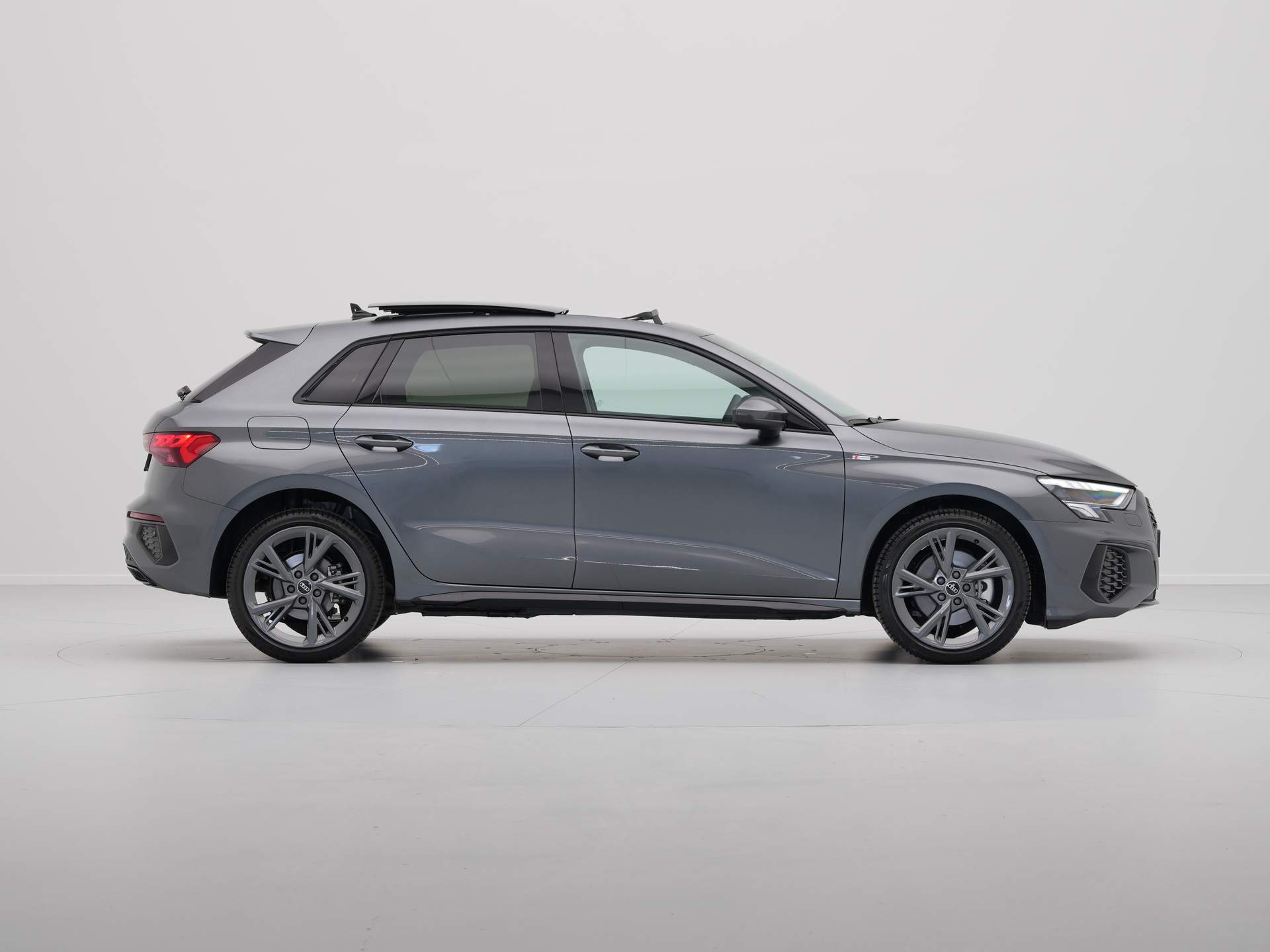 Audi - A3 Sportback 40 TFSI e Edition - 2023