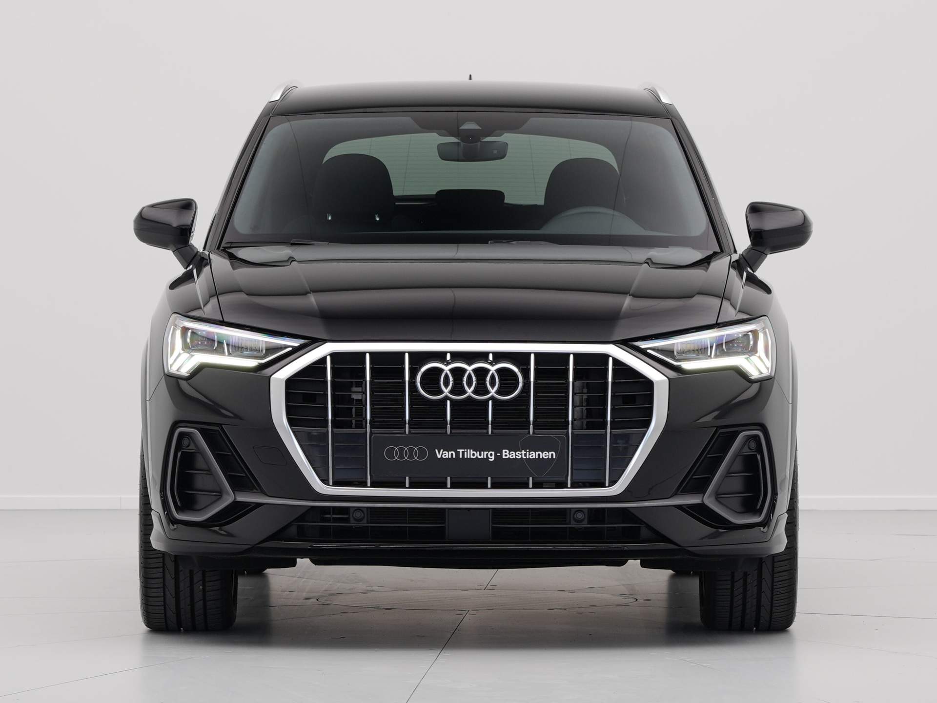 Audi - Q3 45 TFSI e 180 kW/245 pk S-Tronic S line edition - 2023