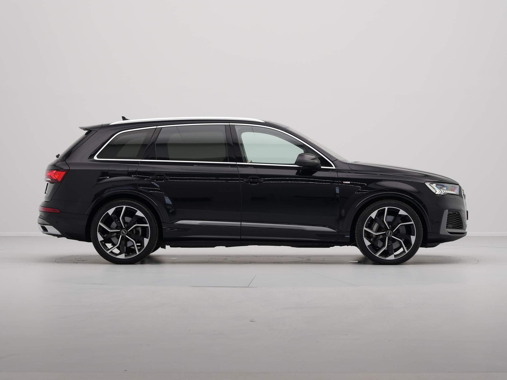 Audi - Q7 55 TFSI e quattro 381 pk S-Tronic Pro Line Plus - 2020