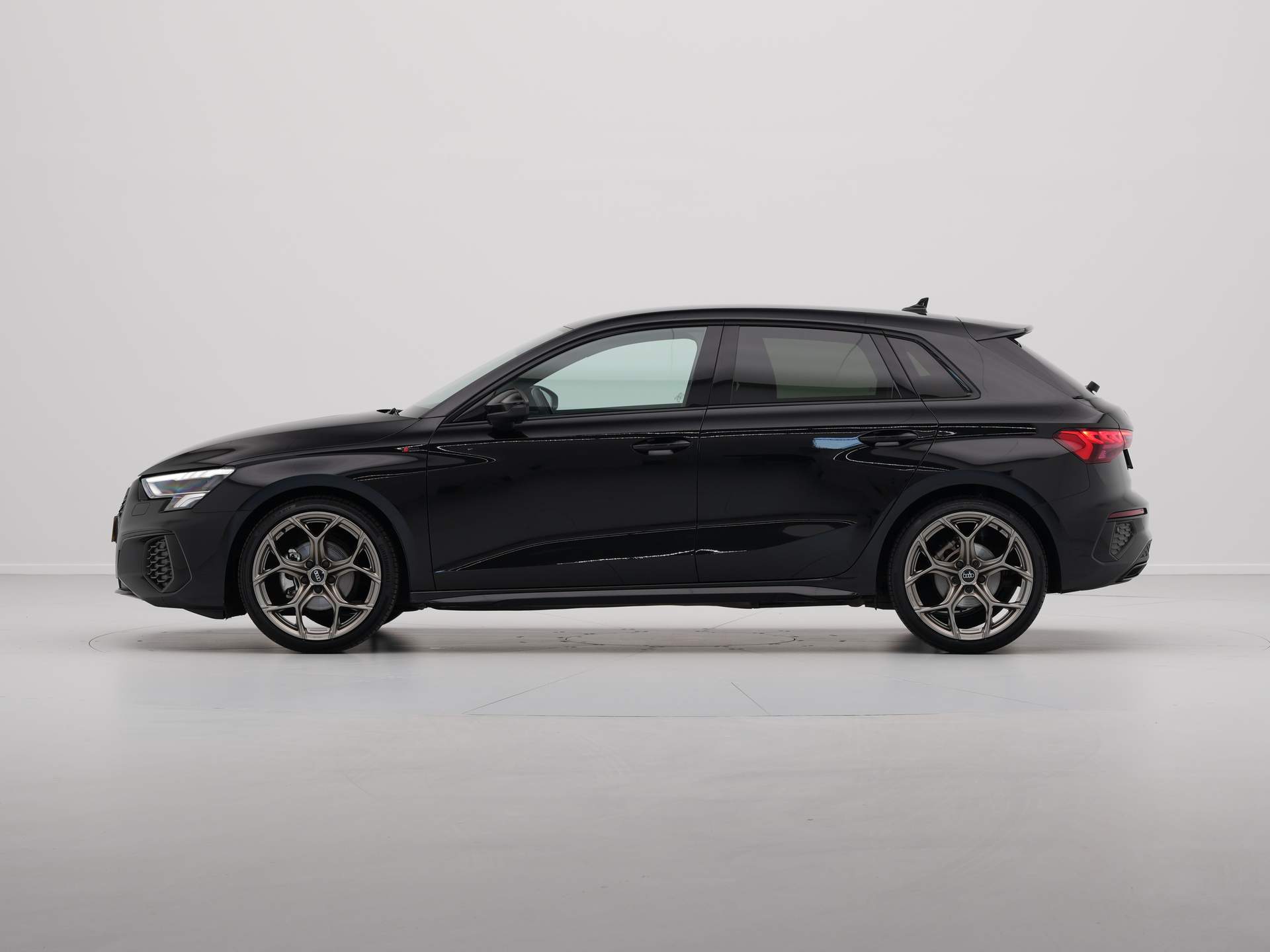 Audi - A3 Sportback 30 TFSI 110pk S-Line - 2023