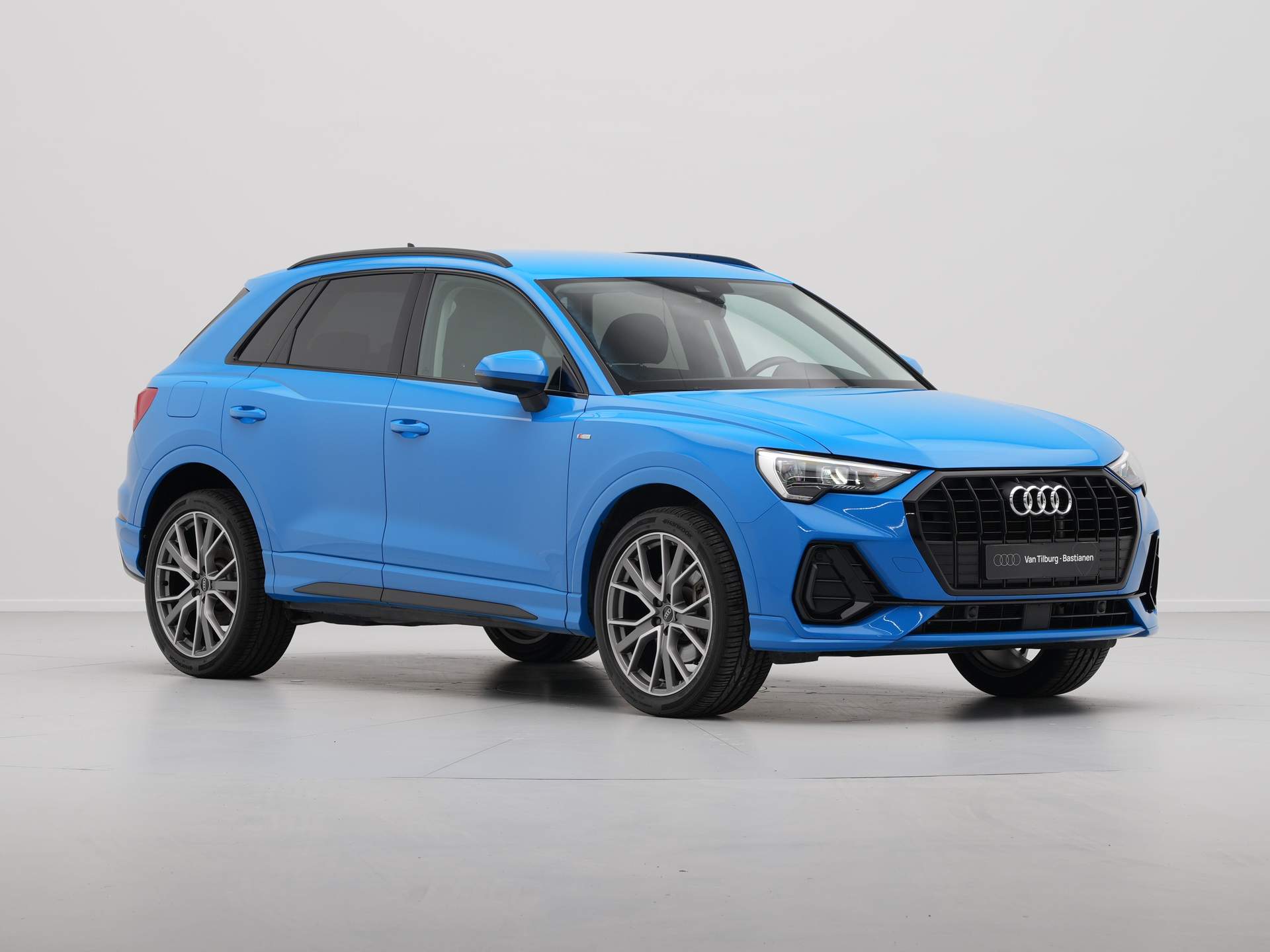 Audi - Q3 45 TFSI e S-Line edition - 2021