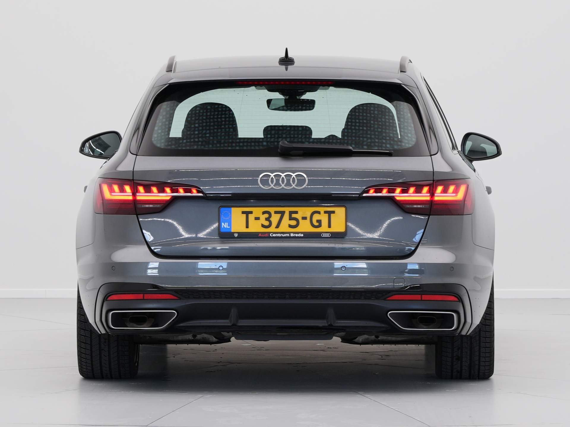 Audi - A4 Avant 35 150 pk TFSI S edition S Line - 2023