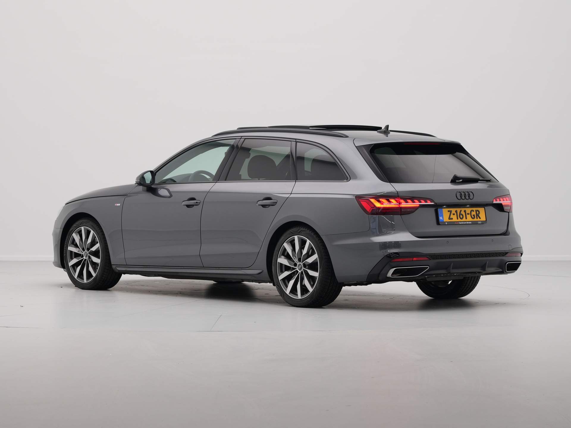 Audi - A4 Avant 35 TFSI S edition Competition - 2024