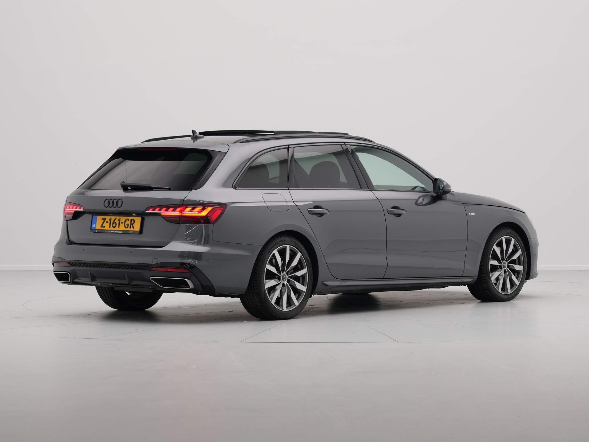 Audi - A4 Avant 35 TFSI S edition Competition - 2024