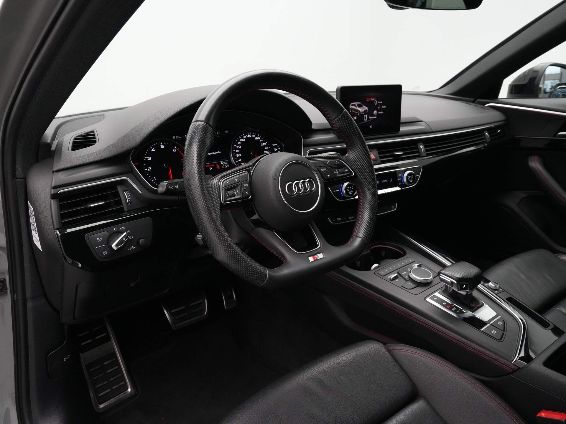 Audi - A4 Avant 35 TFSI 150pk S-Line Edition - 2019