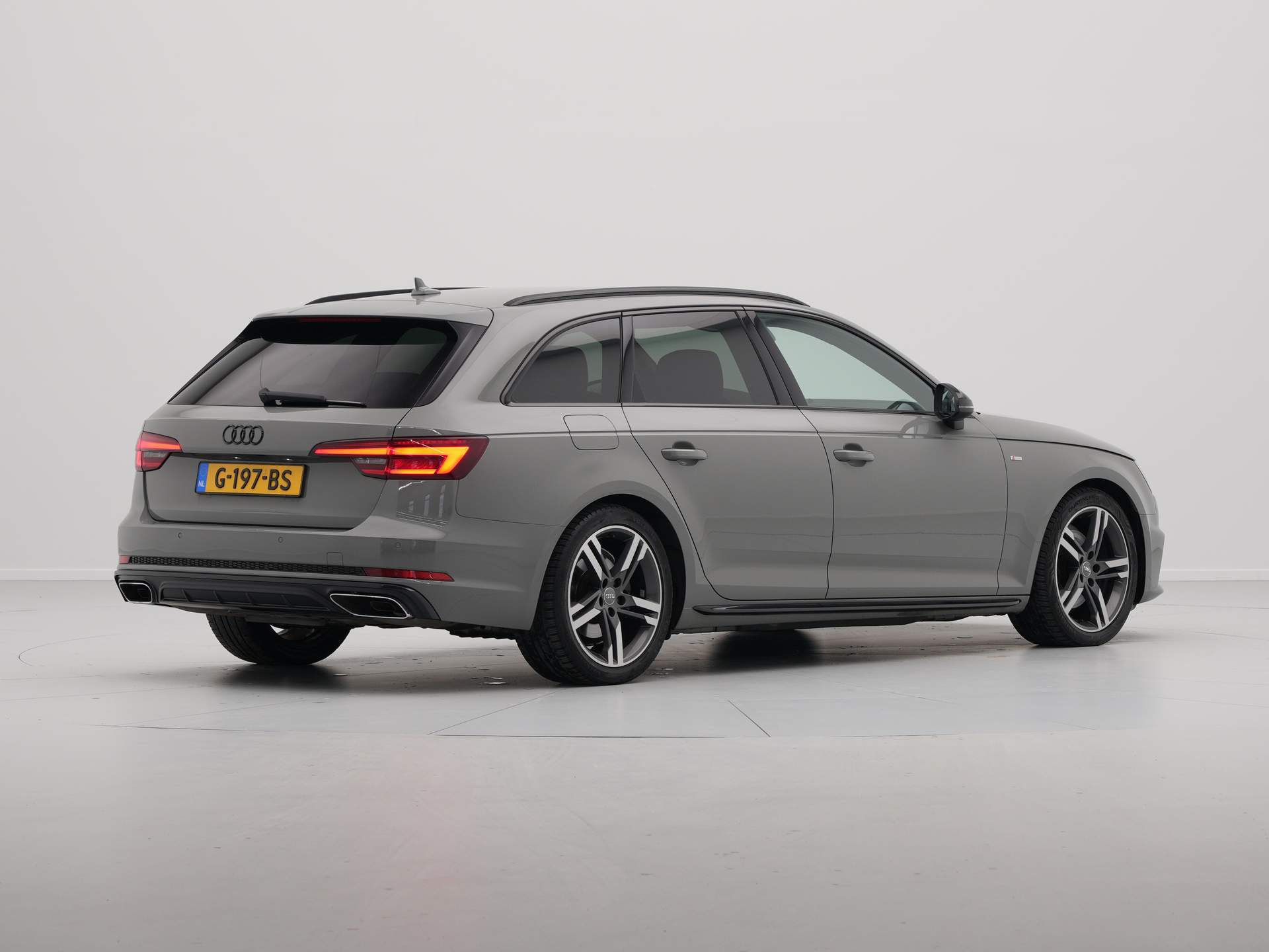 Audi - A4 Avant 35 TFSI 150pk S-Line Edition - 2019