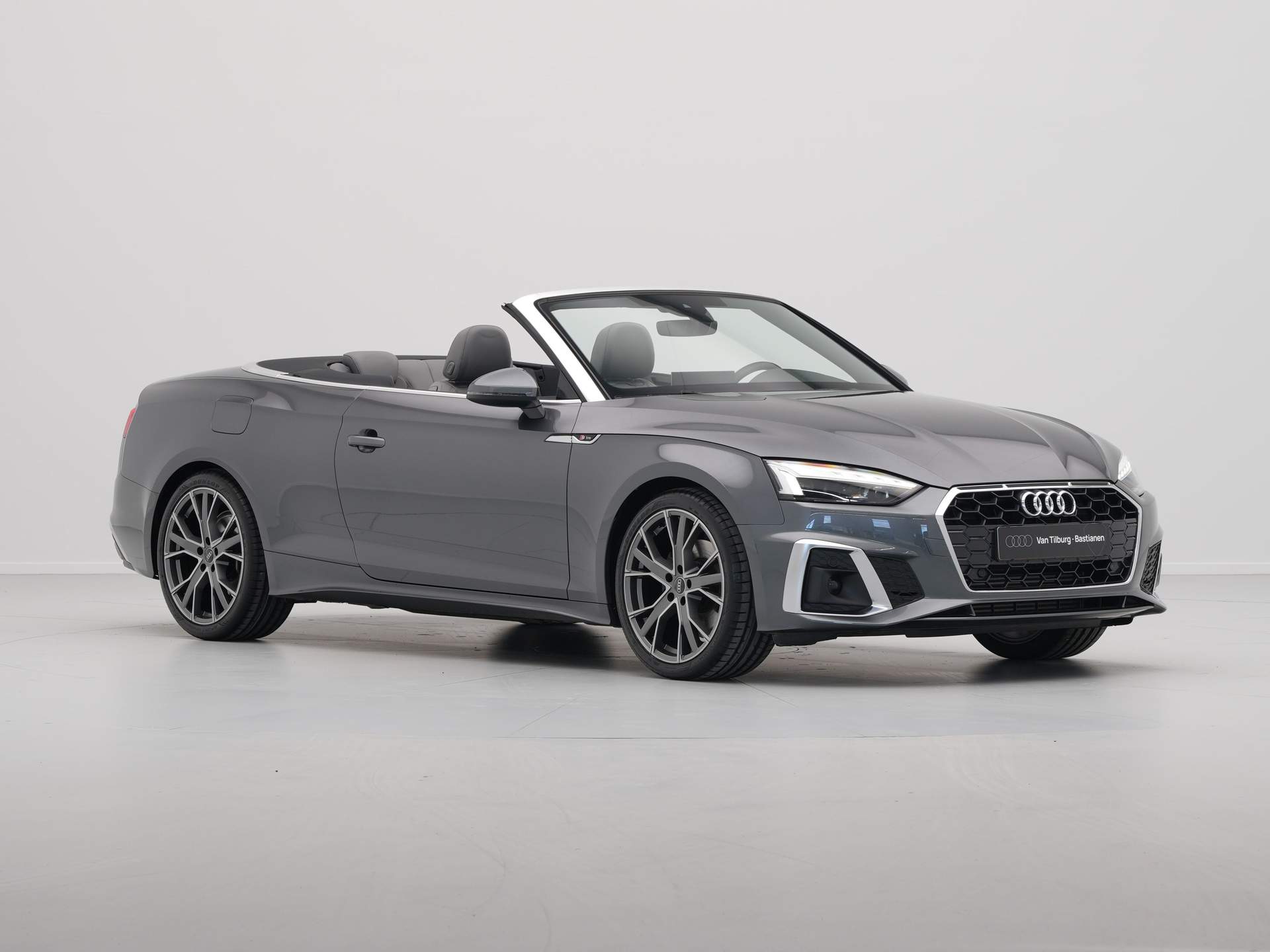 Audi - A5 Cabriolet 35 TFSI S-Line edition - 2024