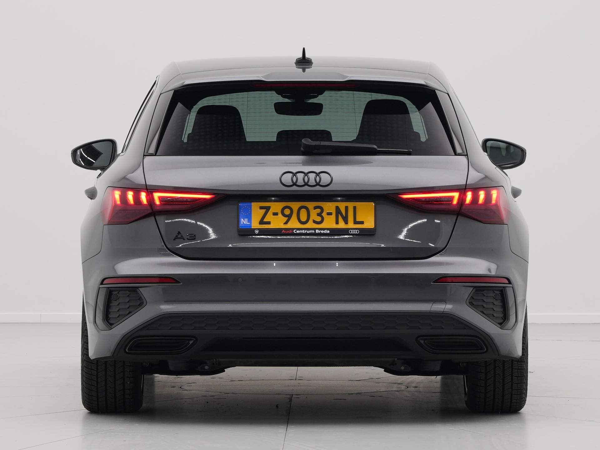 Audi - A3 Sportback 35 TFSI S edition - 2024