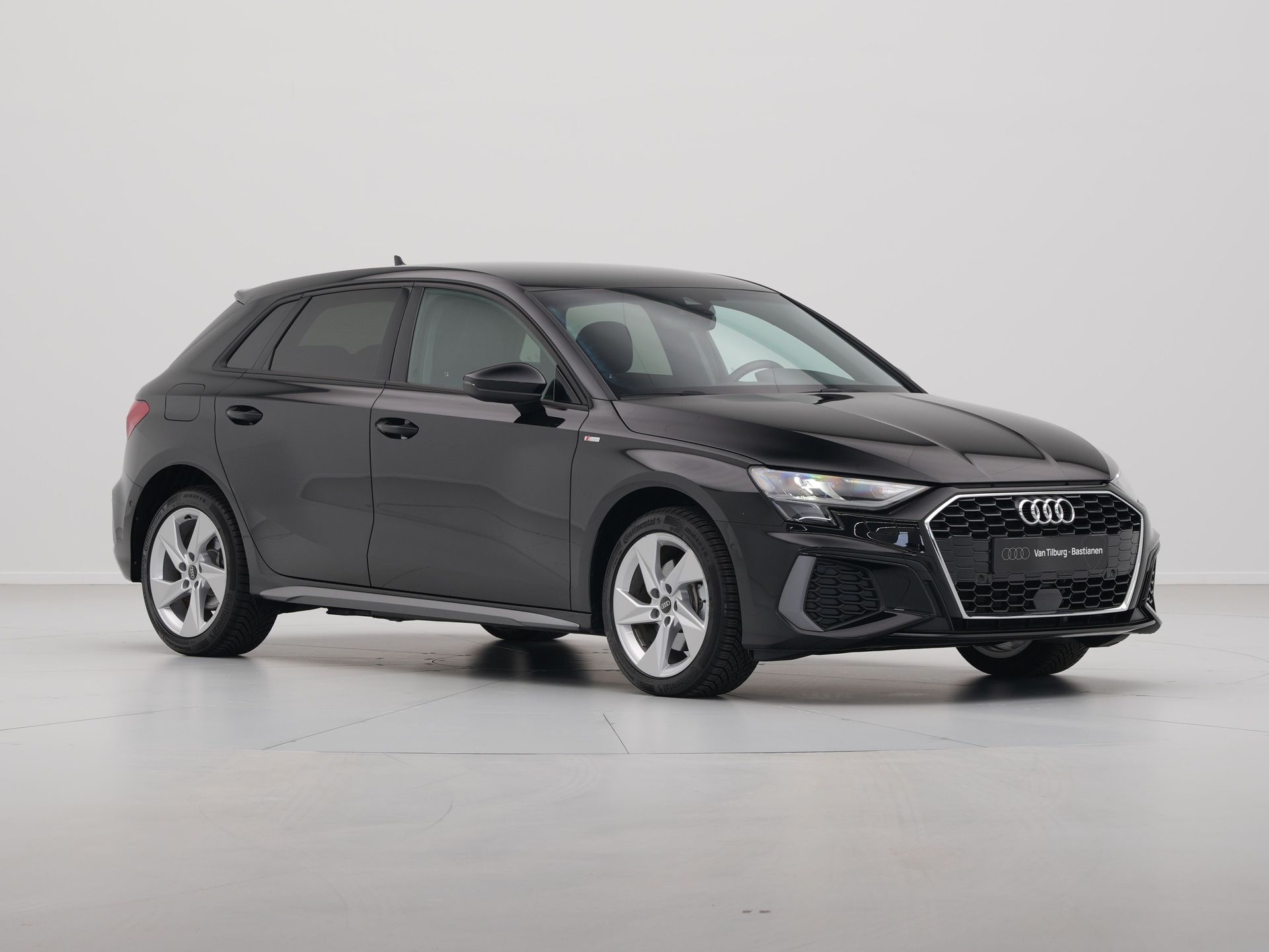 Audi - A3 Sportback 40 TFSI e S-line - 2024