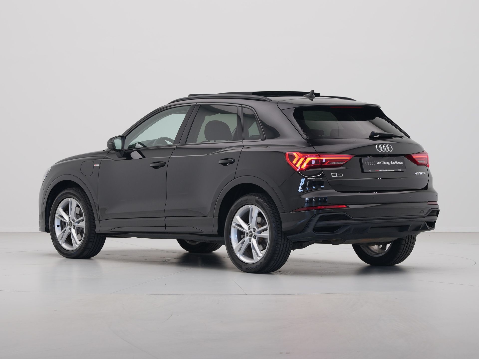 Audi - Q3 45 TFSI e S edition - 2023