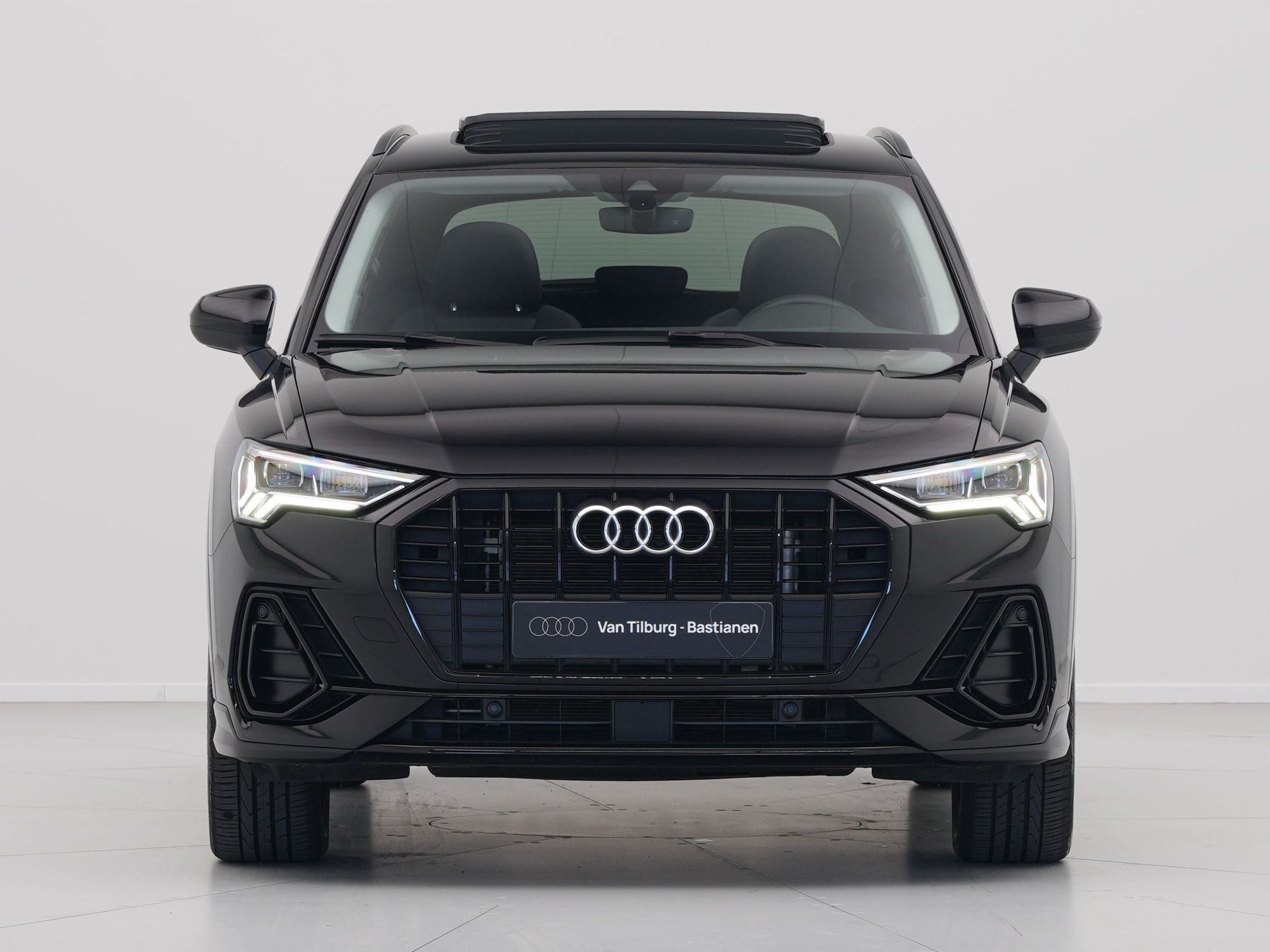 Audi - Q3 45 TFSI e S edition - 2023